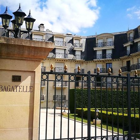 Nid Douillet A Bagatelle Apartment Deauville Bagian luar foto